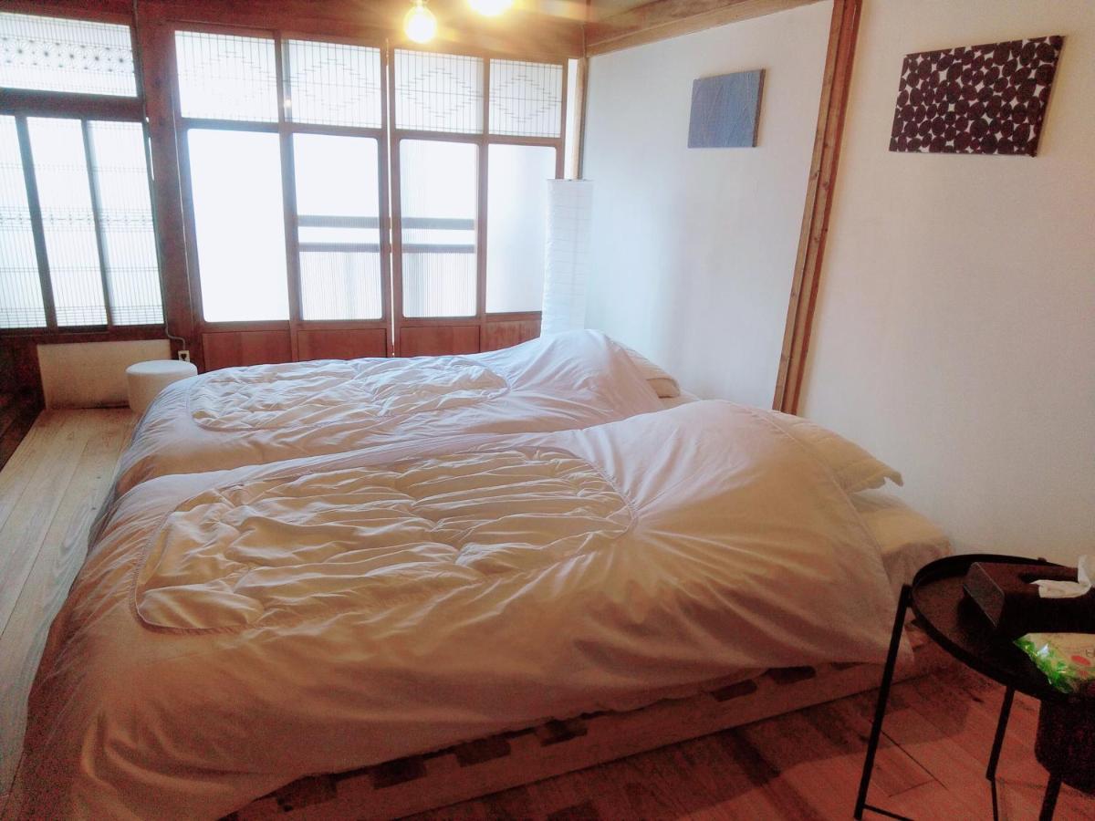 呼子の港路地の古民家一棟貸切宿梵soyogi Karatsu Exterior foto